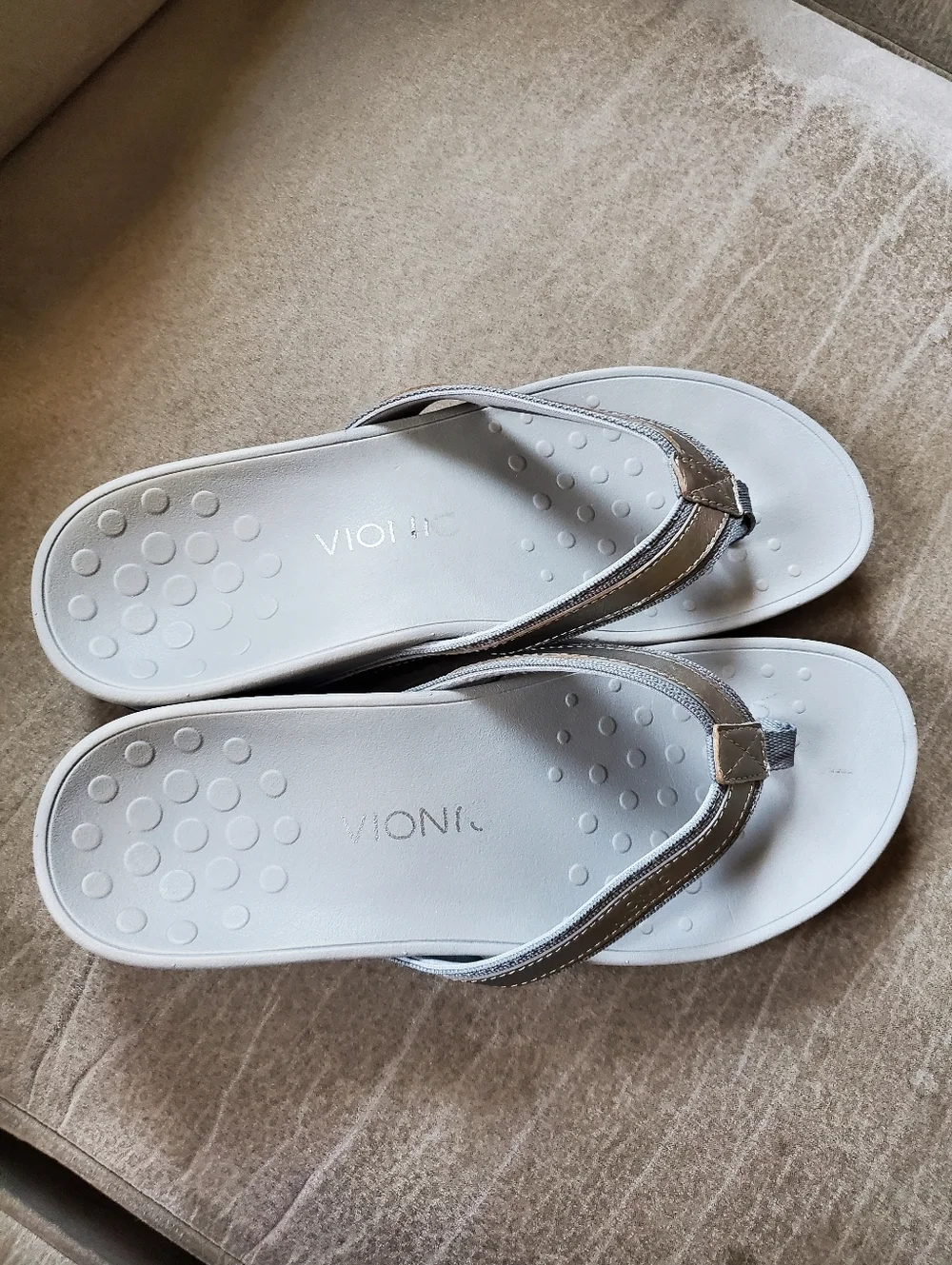 Vionic High Tide Platform Wedge Sandals In Pewter And Grey Size Womens 10